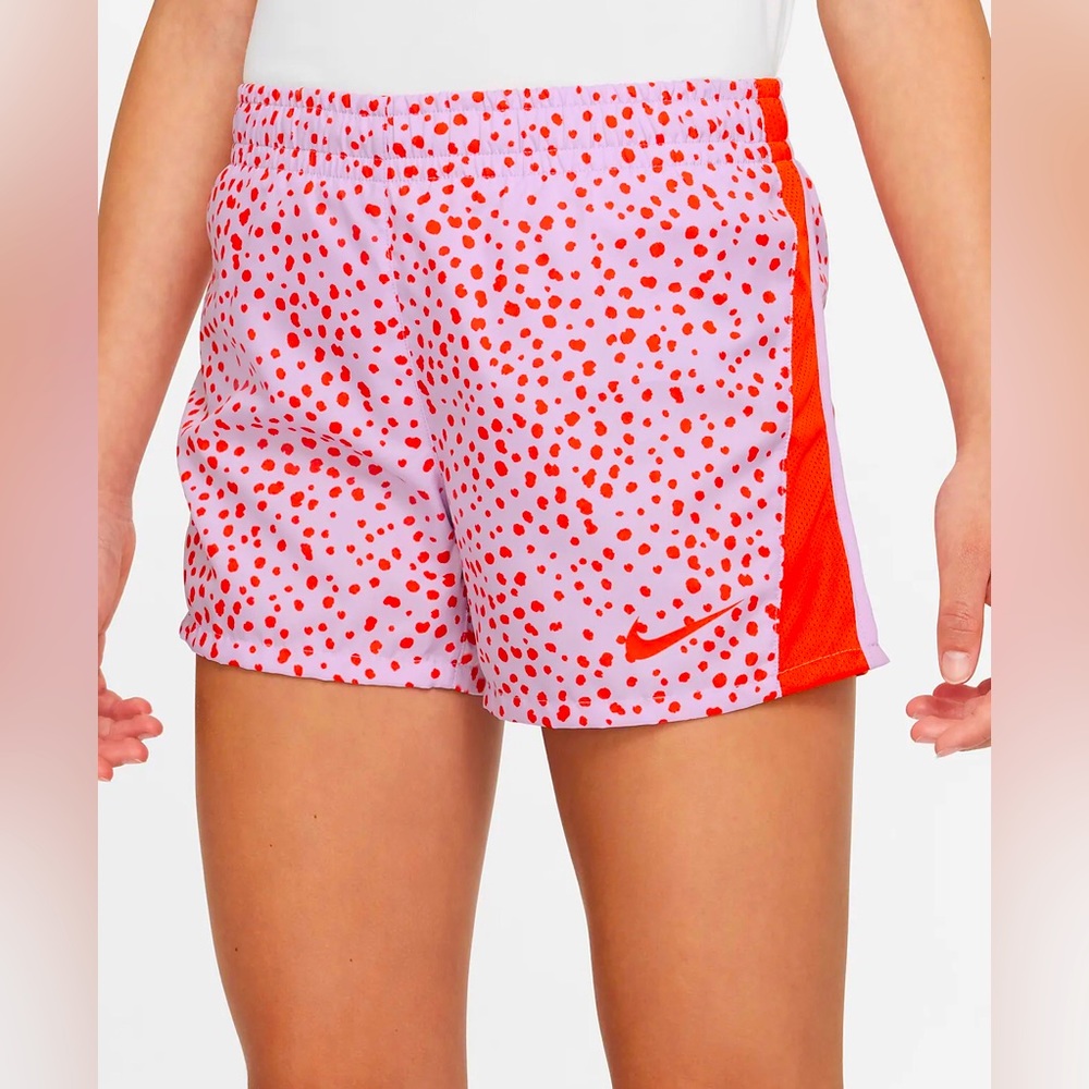 NWT XL Girls/Juniors NIKE shorts (fits like a women’s small)